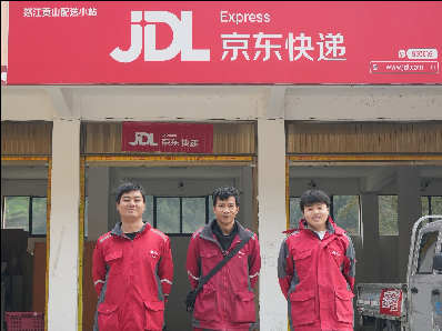 �������ѧ�������Ϳ�ݣ�����߾�4000ƽ������