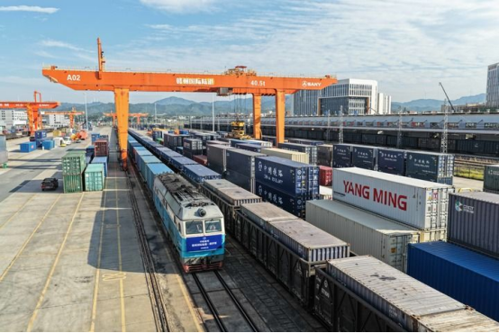 �˲��ŷ��ļ�ǿ��·ˮ·���˷����ϣ��ӱ�֧����ҵ����ʡ��������������ƽ̨�����Ϸ����ж���������������԰����ɫ��̼������ϵ