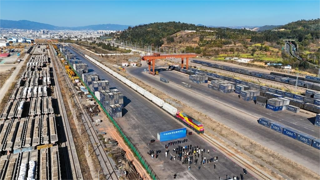 ����һ���ļ�������֧���������ͨ������ʩ������£���������ʵʩ���������ǰ�ؼ������˹����ܵ�˫����