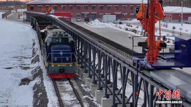 �й���·�ڰ���̨�������ܻ����Ʒȫ����������豸��ͬ��Ͷ��