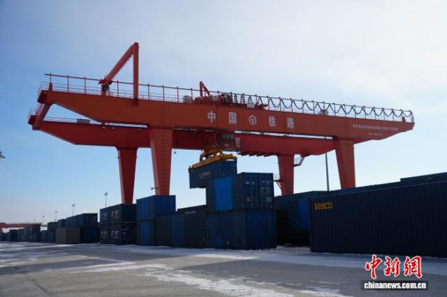 �й����½·�ڰ�����������ͻ��2000���