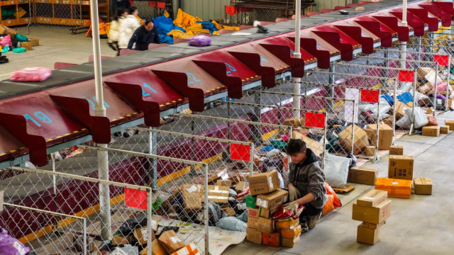 �ҹ���ݰ�װ��ɫת�ͼӿ� ����ո���ֽ�䳬8�ڸ�������ǰ11�����ҹ����ջ����������