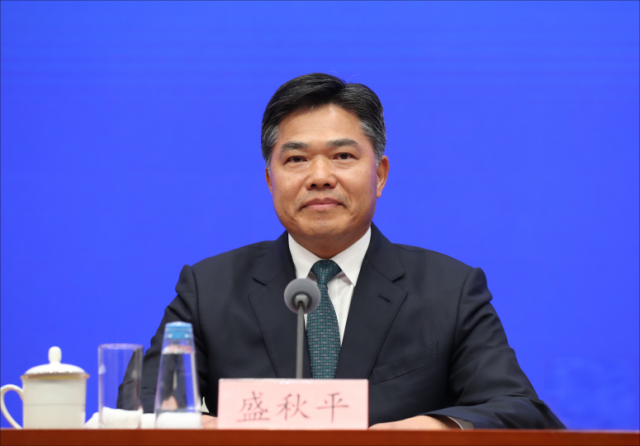 �Ų������ϲ�����ɫ����ѭ������ɫ��Ӧ������Ϊ�ص�