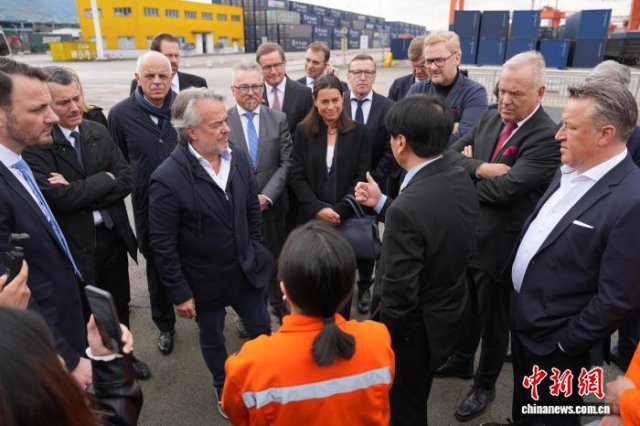 ����CEO���ſ������� ��׼��ŷ���п����й���½�г�