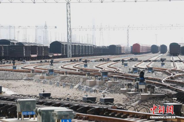 ��ظ�ԭ������վ������ת��������2�ڶ�