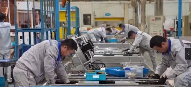 ����֮����������װ��ԾǨ��ϵ�б���֮�� ��ɫ����������װ����ϵ�ӿ칹��